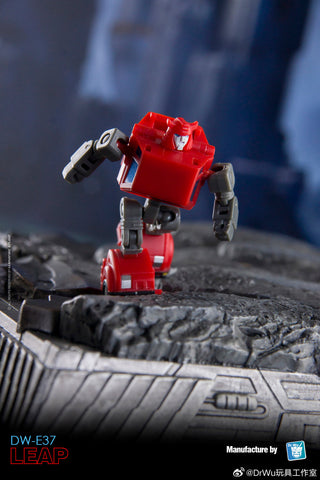 Dr.Wu & Mechanic Studio Extreme Warfare DW-E37 Leap (Cliffjumper) / DW-E38 Pulse Gun (Shockwave) 2 in 1 set 4.5cm