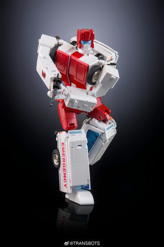 XTransbots MX-31 MX31 Paragon (First Aid, Defensor Combiner)  X-transbots 18cm / 7"
