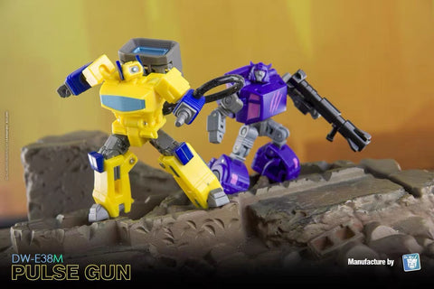 Dr.Wu & Mechanic Studio Extreme Warfare DW-E37M Leap (Cliffjumper) Shattered Glass Version/ DW-E38M Pulse Gun (Shockwave)  2 in 1 set 4.5cm