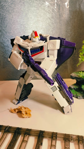 FansToys  FT-44T FT44T Thomas (Astrotrain) Fans Toys US Version 24cm / 9.5"