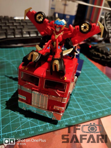 IronFactory IF-EX05H EX-05H Iron Giant’s Maiden (Windblade Hunter) Redeco Version 9cm / 3.5"