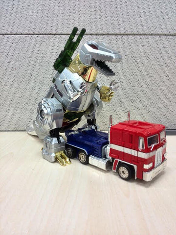 Kubianbao KBB MP10V MP-10V 33018 (Minified MP10 Optimus Prime)20cm