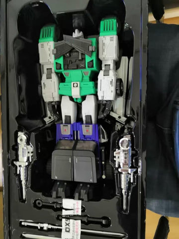 DX9 Toys D10G Hanzo (Sixshot) (G1 Retro Color, Green Chest) 27 cm / 10.5cm