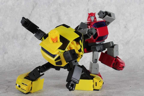 Xtransbots XTB MM-X Toro MM-XI Coprimozzo (Cliffjumper, Hubcup, MP Scale) X-transbots