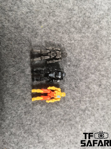 Emonster EM01/EM02/EM03 Power Suit (Diaclone line size) 1:60