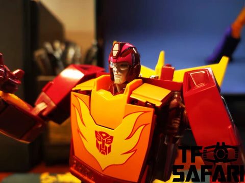 4th Party Takara Tomy MP40 MP-40 Target Master Hot Rodimus 19cm / 7.5"