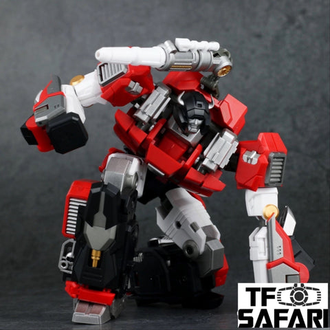 Generation Toy GT-11 GT11 Redbull (Sideswipe) 16cm / 6.5"