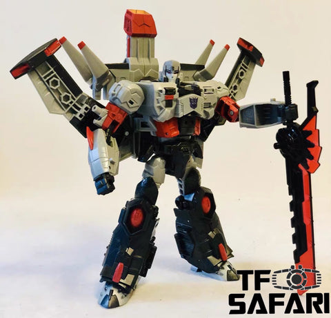 Takara Tomy Generation Selects TT-GS09 Super Megatron 18cm / 7"