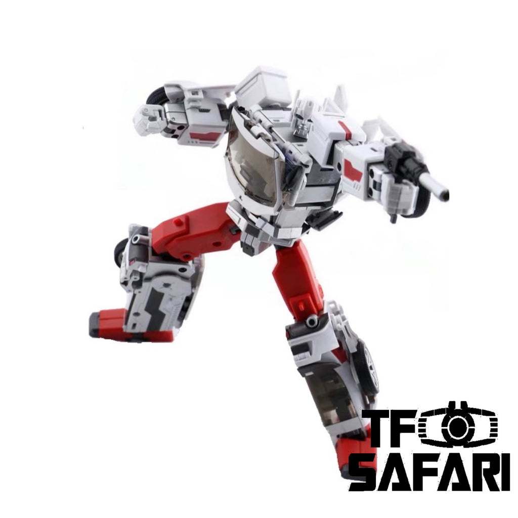 Generation Toy GT GT-08A GT08A Seageant ( Streetwise, Defensor, Guardian Robot ) 17cm / 6.7"