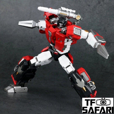 Generation Toy GT-11 GT11 Redbull (Sideswipe) 16cm / 6.5"