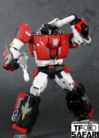 Generation Toy GT-11 GT11 Redbull (Sideswipe) 16cm / 6.5"