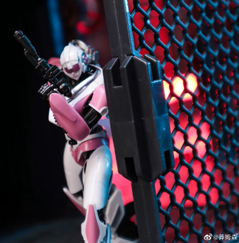 Trumpeter SK04 SK-04 Transformers Arcee Smart Model Kit ( Bumblebee movie ) 9.2cm / 3.6"