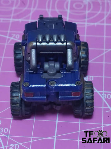 Dr.Wu & Mechanic Studio Movie Collector MC03BD MC-03BD Little Monster ( Wheelie Legends Class fit to SS series Battle Damaged Version) Dr Wu  8cm / 3.15"