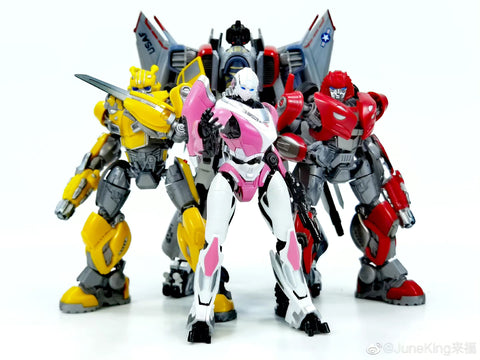 Trumpeter SK04 SK-04 Transformers Arcee Smart Model Kit ( Bumblebee movie ) 9.2cm / 3.6"