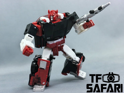 Transformers War for Cybertron Deluxe Siege WFC-S26 Autobot Alphastrike Counterforce 3 in 1 Pack