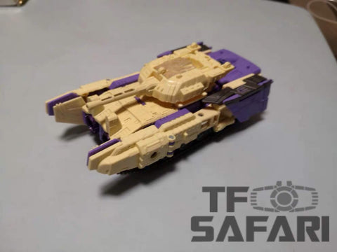 Takara Tommy  LG59 Blitzwing Transformers Legends ( Titans Return Voyager Class) 18cm / 7"