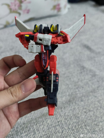 【Incoming】Mechanical Skull Studio MSS-01 MSS01 Sirius ( Armada Universe Starscream ) 12cm / 4.75"