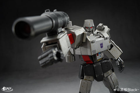 Yolopark AMK Pro Series G1 Megatron Pre-Assembled Model Kit 20cm / 8"