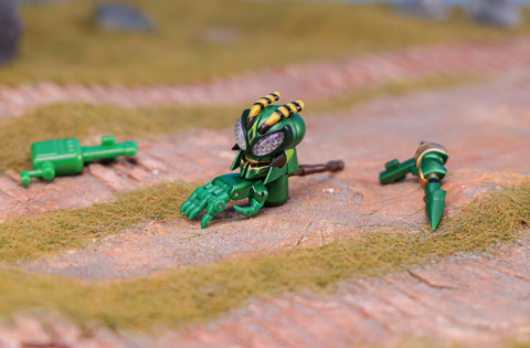Robot Toys RT-D02 RTD02 Beedrill (Beast Wars BW Waspinator) MP Scale 18cm / 7"