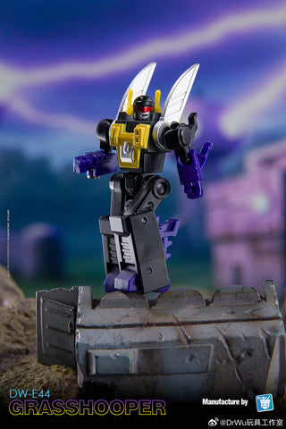 【Pre-Order】Dr.Wu & Mechanic Studio Extreme Warfare DW-E43 Patrolman (Prowl) / DW-E44 Grasshooper (Kickback) 2 in 1 set 4.5cm