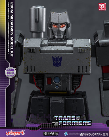 Yolopark AMK Pro Series G1 Megatron Pre-Assembled Model Kit 20cm / 8"