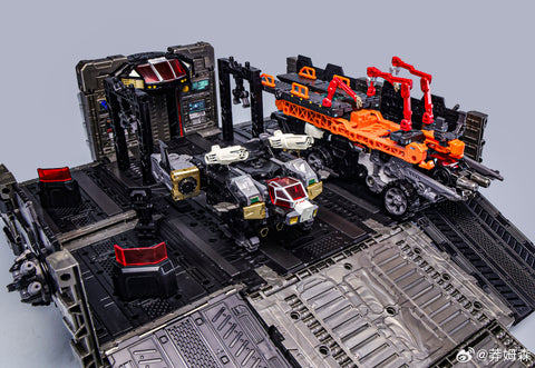 4th Party No Brand POP01B POP-01B Original Optimus Prime (KO Diaclone DA65 Battle Convoy Black Version) 18.5cm / 7.3"