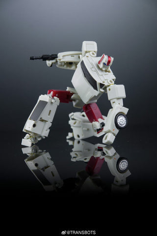 XTransbots Mini Series MX01 MX-01 Guardian Fuzz (Streetwise, Guardian Defensor Combiner)  X-transbots 10cm / 4"