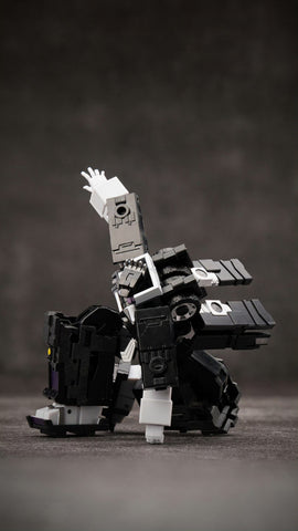 【Pre-Order】Iron Factory IF EX80 EX-80 Bousoubanchou Iron Samurai (IDW Motormaster / Menasor)