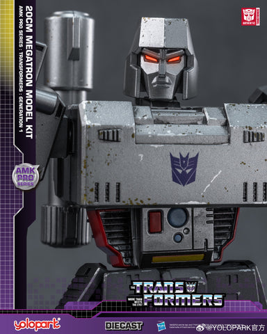 Yolopark AMK Pro Series G1 Megatron Pre-Assembled Model Kit 20cm / 8"