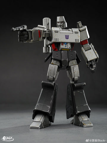 Yolopark AMK Pro Series G1 Megatron Pre-Assembled Model Kit 20cm / 8"