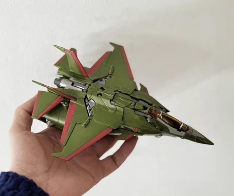 【Pre-Order】Gear Factory (Aka APC Toys) GF04 GF-04 (APC013) Bolt Green Airfighter ( Modified TFP Skyquake)