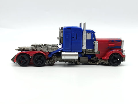 4th party BW BAIWEI TW1022 Optimus Prime (Modified KO SS32 / SS44) & Weapon Set 17.5cm / 6.9"