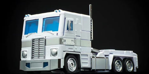 Magic Square MS-Toys MS-02W MS02W Star Commander ( Optimus Prime 2.0 Version Armorless Ultra Magnus) MP Size 25cm / 9.8"