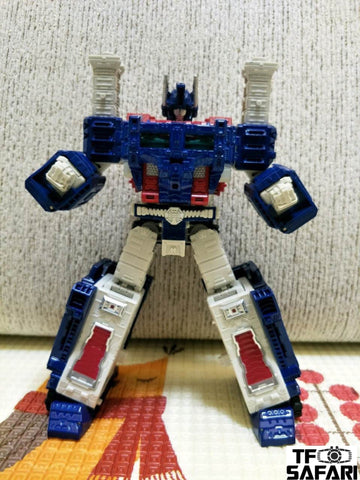 4th party BPF Lieutenant / Overlord / Commander (OS Oversized KO WFC Siege Ultra Magnus / Megatron / Optimus Prime)