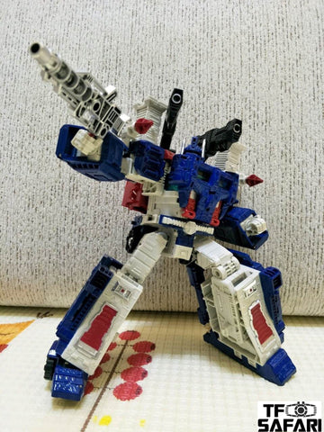 4th party BPF Lieutenant / Overlord / Commander (OS Oversized KO WFC Siege Ultra Magnus / Megatron / Optimus Prime)