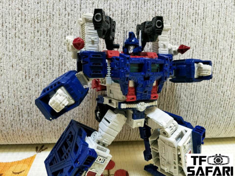 4th party BPF Lieutenant / Overlord / Commander (OS Oversized KO WFC Siege Ultra Magnus / Megatron / Optimus Prime)