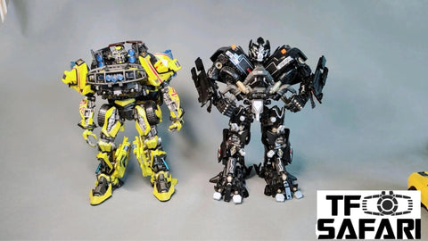 4th Party Black Apple M-06 M06（KO Not MPM06 MPM-06）Masterpiece Ironhide Oversized (Black Apple Alloy Modified version / Black Box)