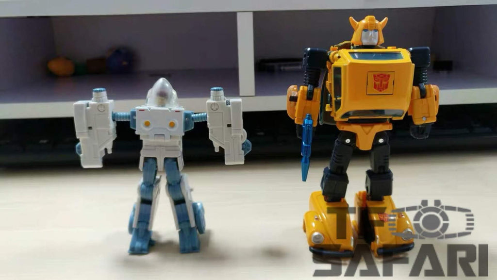 Factory Release Version】 Takara Tomy MP21 MP-21 Bumblebee 13cm