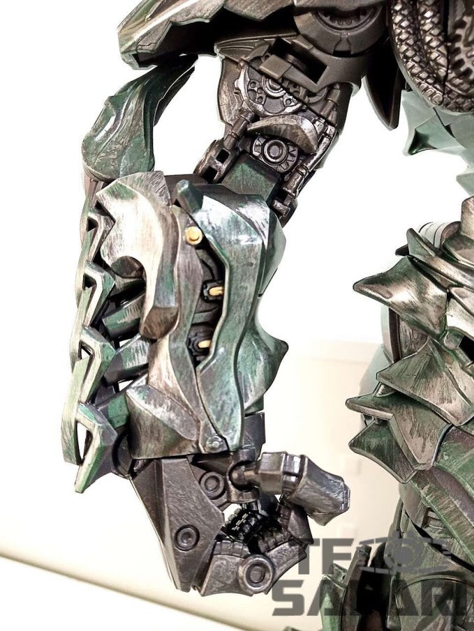 BMB Black Mamba LS-05 LS05 (HMK04 HMK-04) Grimlock OS Oversized SS-07 –  TFSAFARI