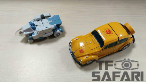 【Factory Release Version】 Takara Tomy MP21 MP-21 Bumblebee 13cm / 5"