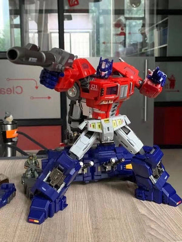 TFC Toys STC-01A  STC01A ST Commander Thunder (Optimus Prime) 25cm