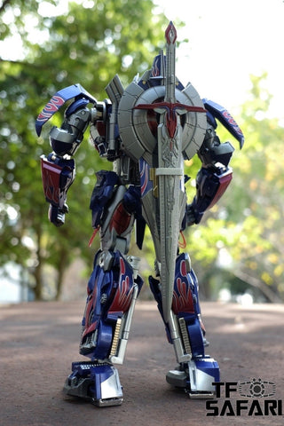 Unique Toys UT R-02 R02 Challenger Optimus Prime 27cm / 10.5cm