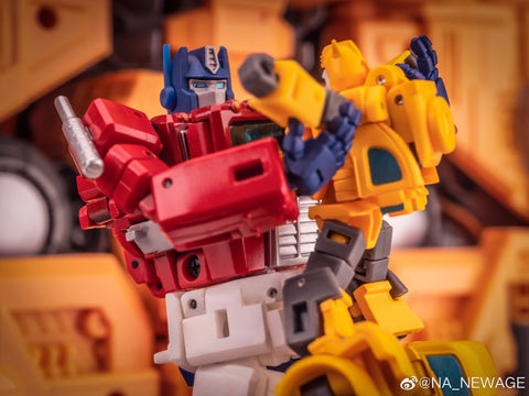 NA NewAge H27 H-27 David (Optimus Prime) w/ Convoy New Age 11cm / 4.3"