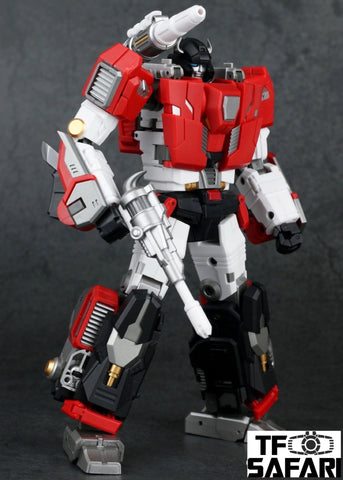 Generation Toy GT-11 GT11 Redbull (Sideswipe) 16cm / 6.5"