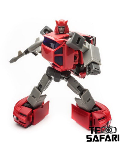 Xtransbots XTB MM-X Toro  (Cliffjumper, MP Scale) X-transbots