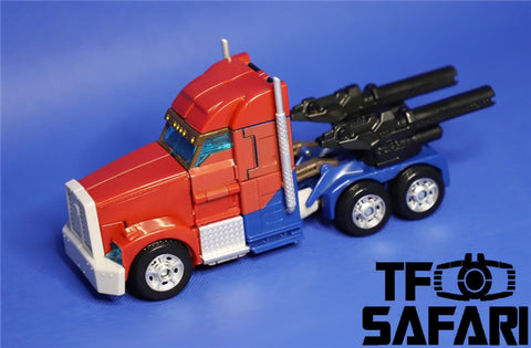 APC Toys APC-001 APC001 Attack Prime ( 1:1 TFP Optimus Prime Voyage Class ) 17cm / 6.7"