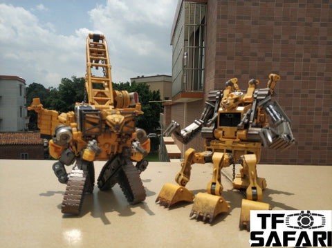 Devil Saviour (BombusBee) DS-07 / DS-08 Paranoider / Bomber  (Hightower and Bulldozer of ROTF Devastator Constructicons) 18cm / 7" 2 in 1 set