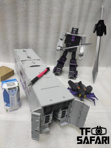 DX9 Toys D14 D-14 Capone, Atilla（Motormaster Wildrider, Stunticons, Menasor）24cm / 9.5"