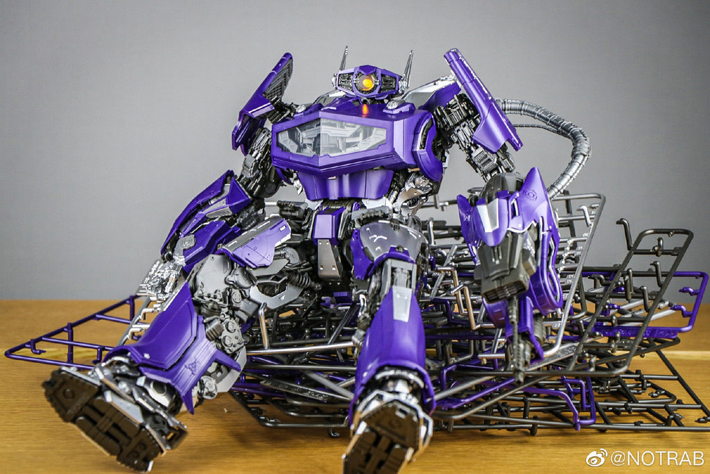 BUMBLEBEE THE MOVIE : 30cm Shockwave Plastic Model Kit – Yolopark