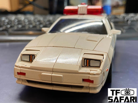 XTransbots MX-30 MX30 Fuzz (Streetwise, Defensor Combiner)  X-transbots 17cm / 6.7"